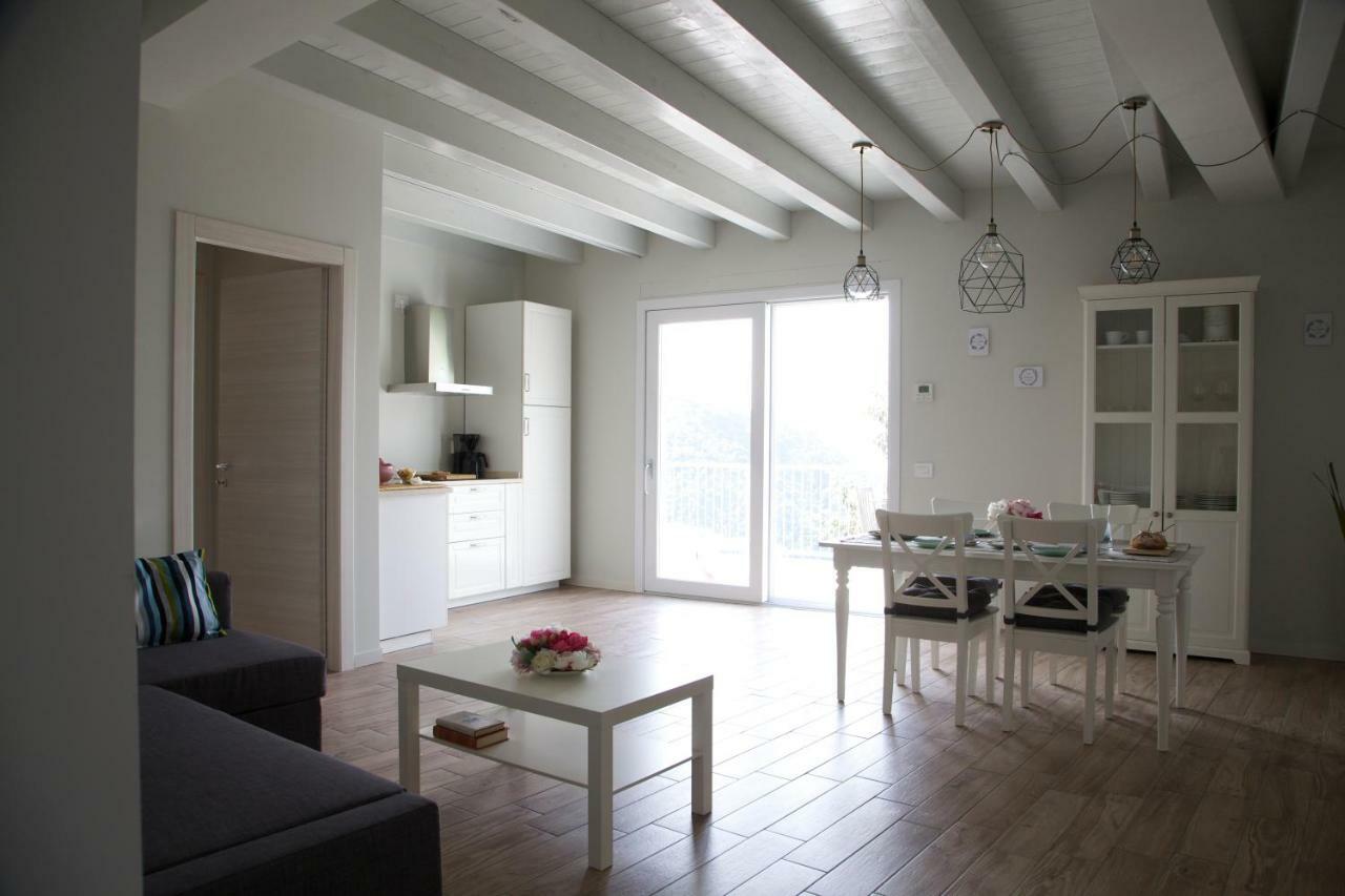 La Cornice Sul Garda - Your Home Villanuova sul clisi Exterior foto